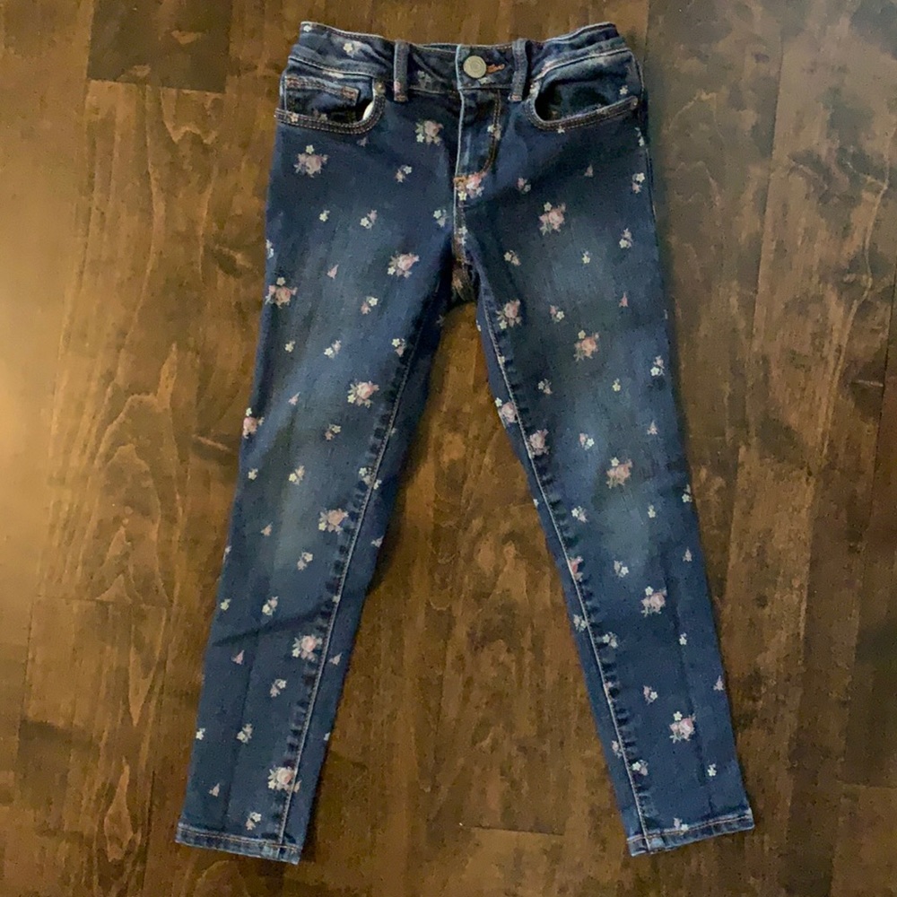 Gap kids stretch super skinny floral jeans